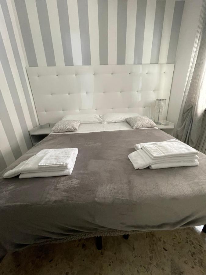 Alderi Hotel Матера Екстериор снимка