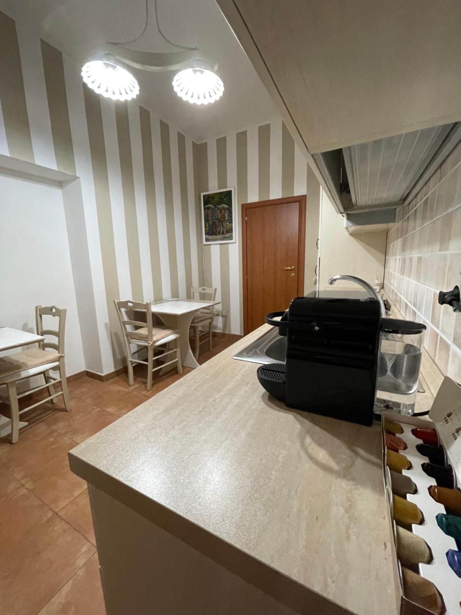 Alderi Hotel Матера Екстериор снимка